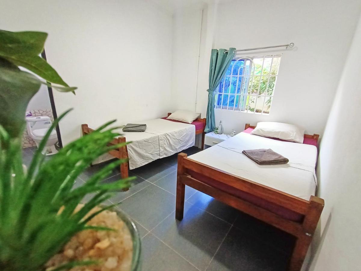 Sam'S Guesthouse M'Pai Bay Koh Rong Sanloem Exterior foto